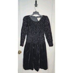 Vintage Talbots Petites Size 6 Velvet Floral Beaded Cocktail Dress